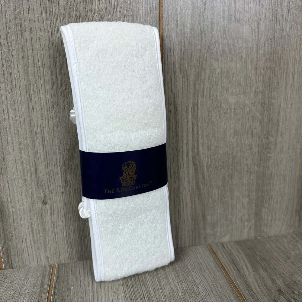 The Ritz Carlton Bath Scrubber Vintage Made In Korea NEW